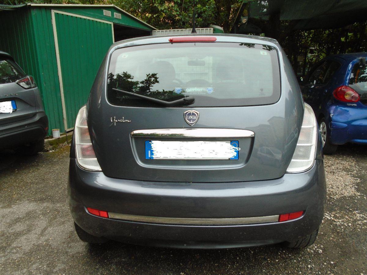 Ypsilon' 09 Argento 61000 KM OK NEOP. UNIPRO