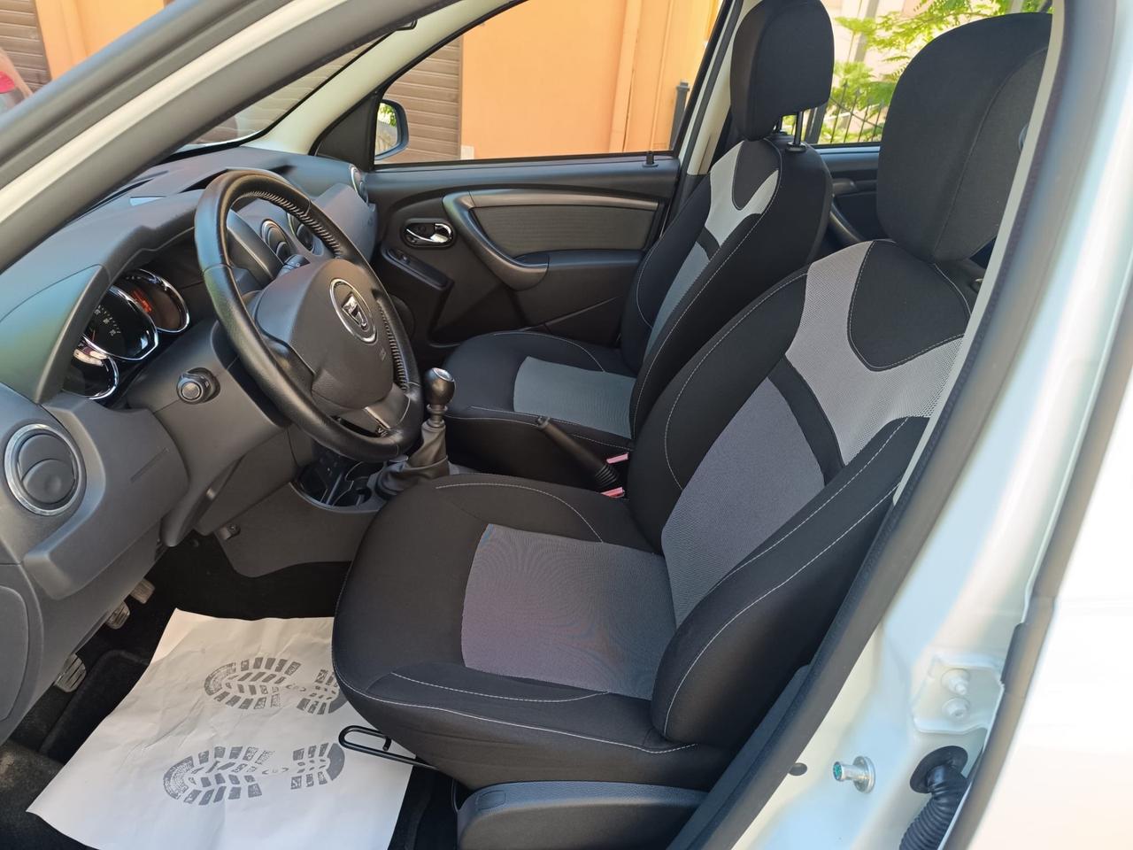 Dacia Duster 1.5 dCi 110CV S&S 4x2 Serie Speciale Lauréate Family