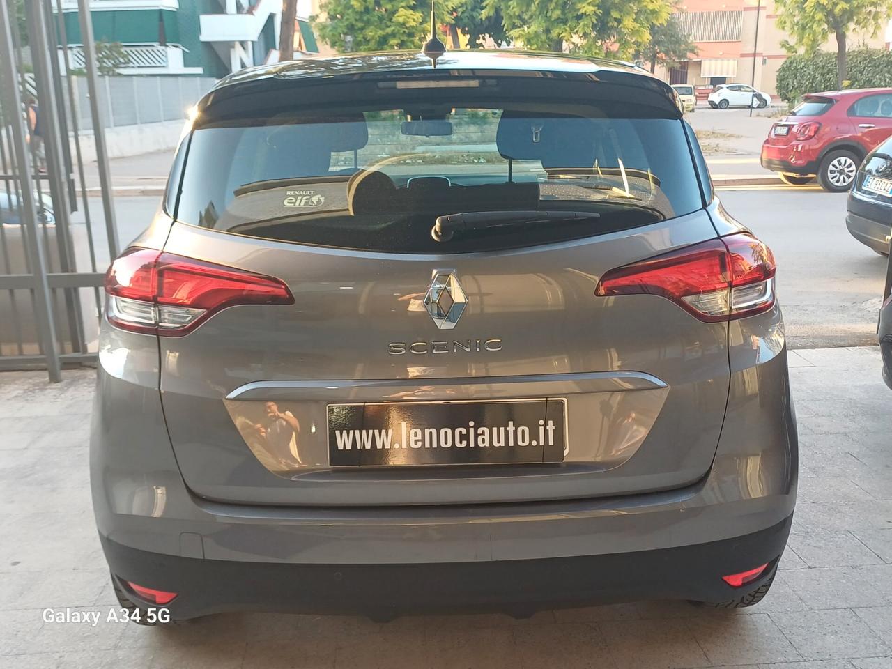 Renault Scenic Scénic dCi 8V 110 CV EDC Energy Sport Edition2