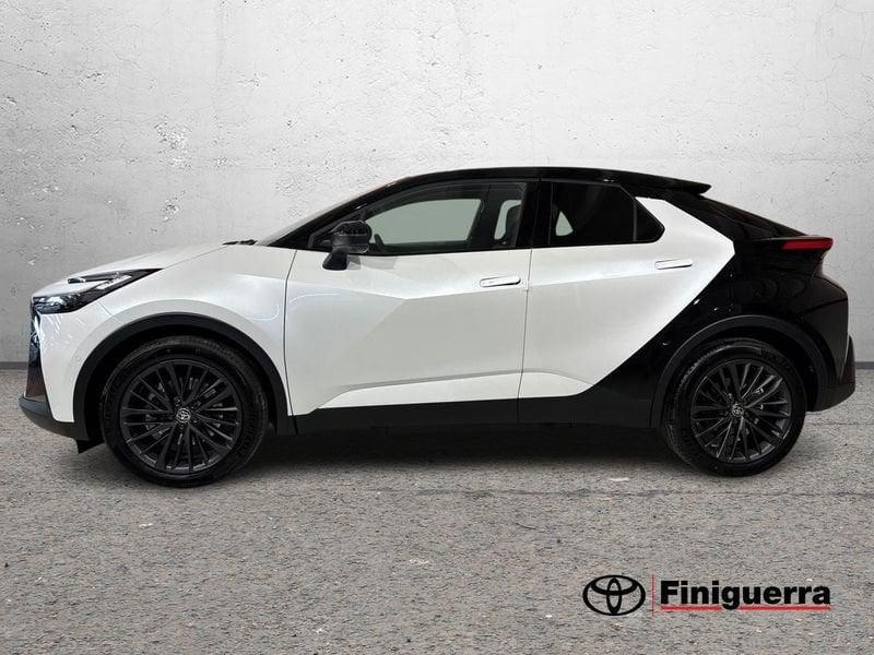 Toyota C-HR 2.0 PHEV Lounge Hero