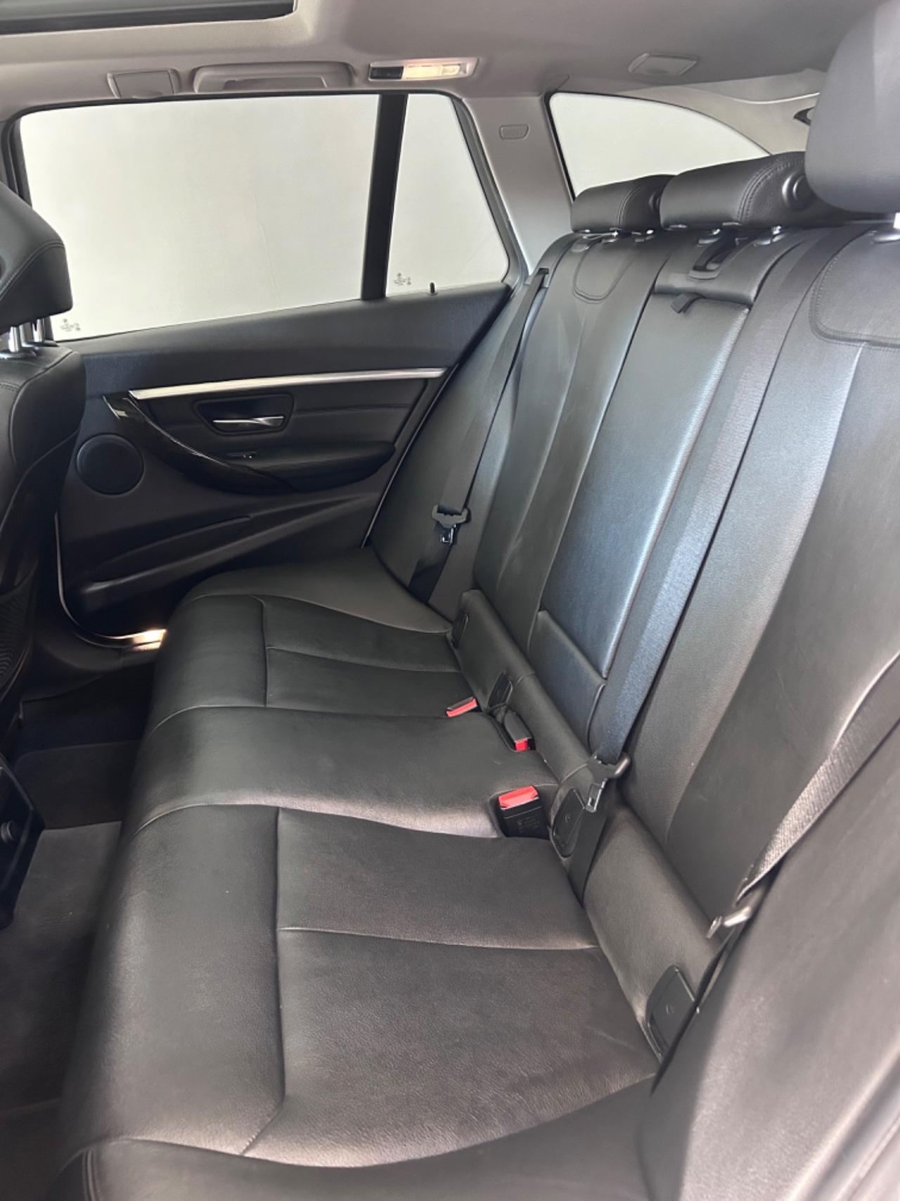 Bmw 320 320d Luxury