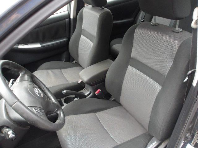 TOYOTA Corolla 1.4 D-4D AUTOMATICA 5p
