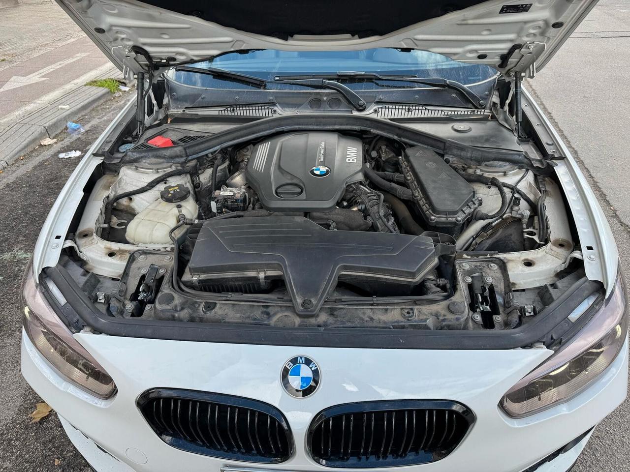 Bmw 125 125d 5p. Msport