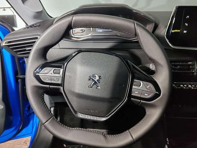Peugeot 208 1.2 100cv Allure Navi + PDC