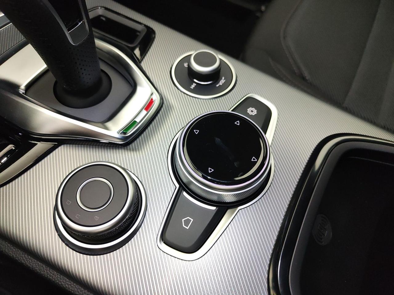 ALFA ROMEO Stelvio 2023 2.2 TD 210CV SPRINT AT8 Q4