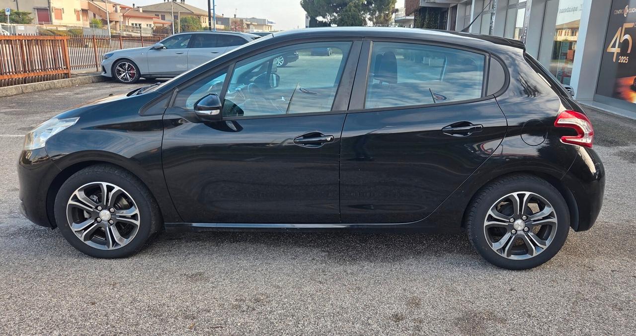 Peugeot 208 1.2 82CV 5 porte Allure