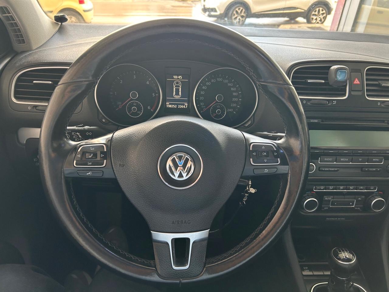 Volkswagen Golf 2.0 TDI 110 cv HIGHLINE