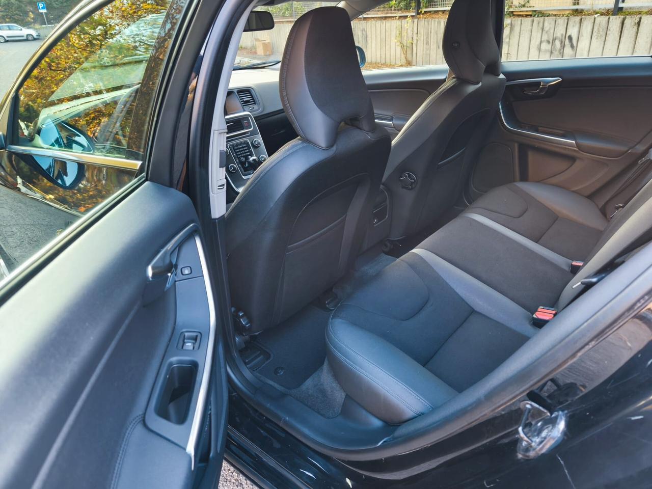 Volvo V60 D4 Momentum