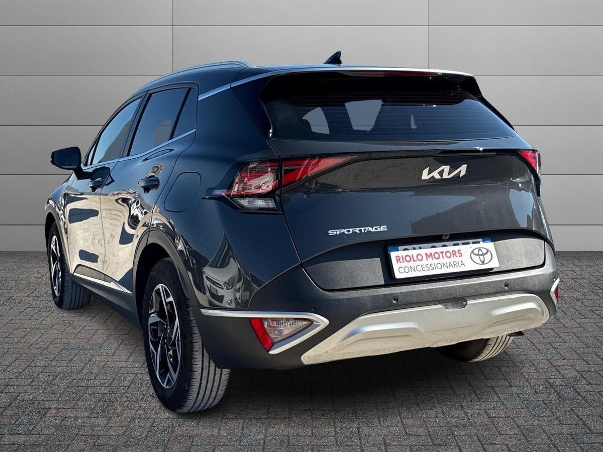 KIA Sportage V 2022 - Sportage 1.6 crdi mhev Business dct