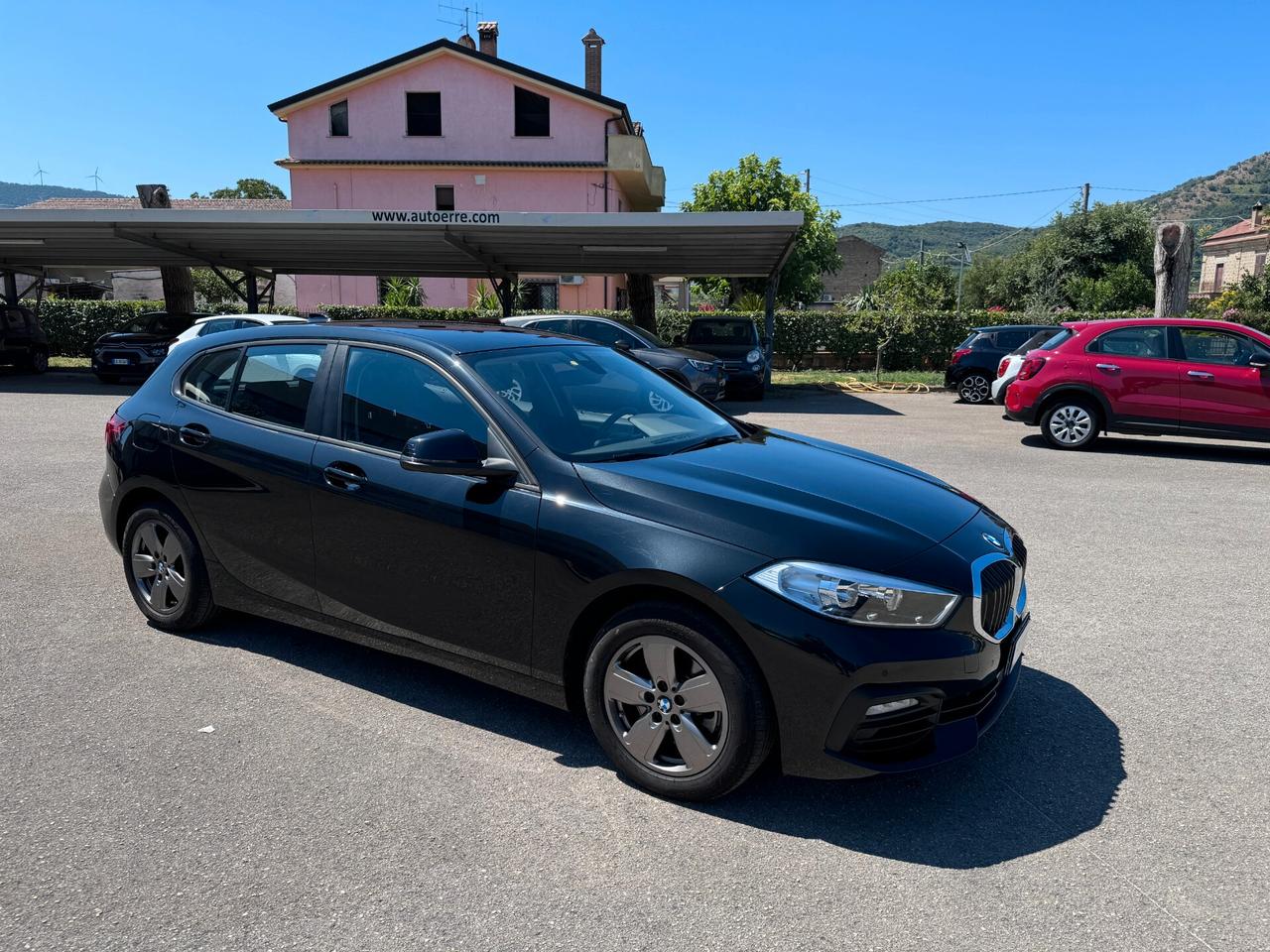 Bmw 116 116d 5p. Business Advantage