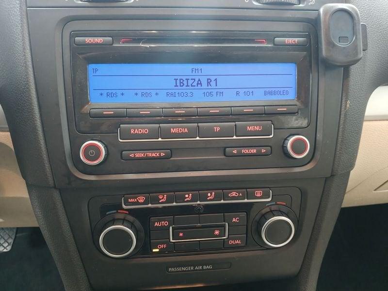 Volkswagen Golf Golf 5p 1.6 tdi Highline