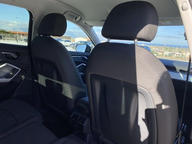 Audi Q3 Business 2.0 TDI 150CV 35