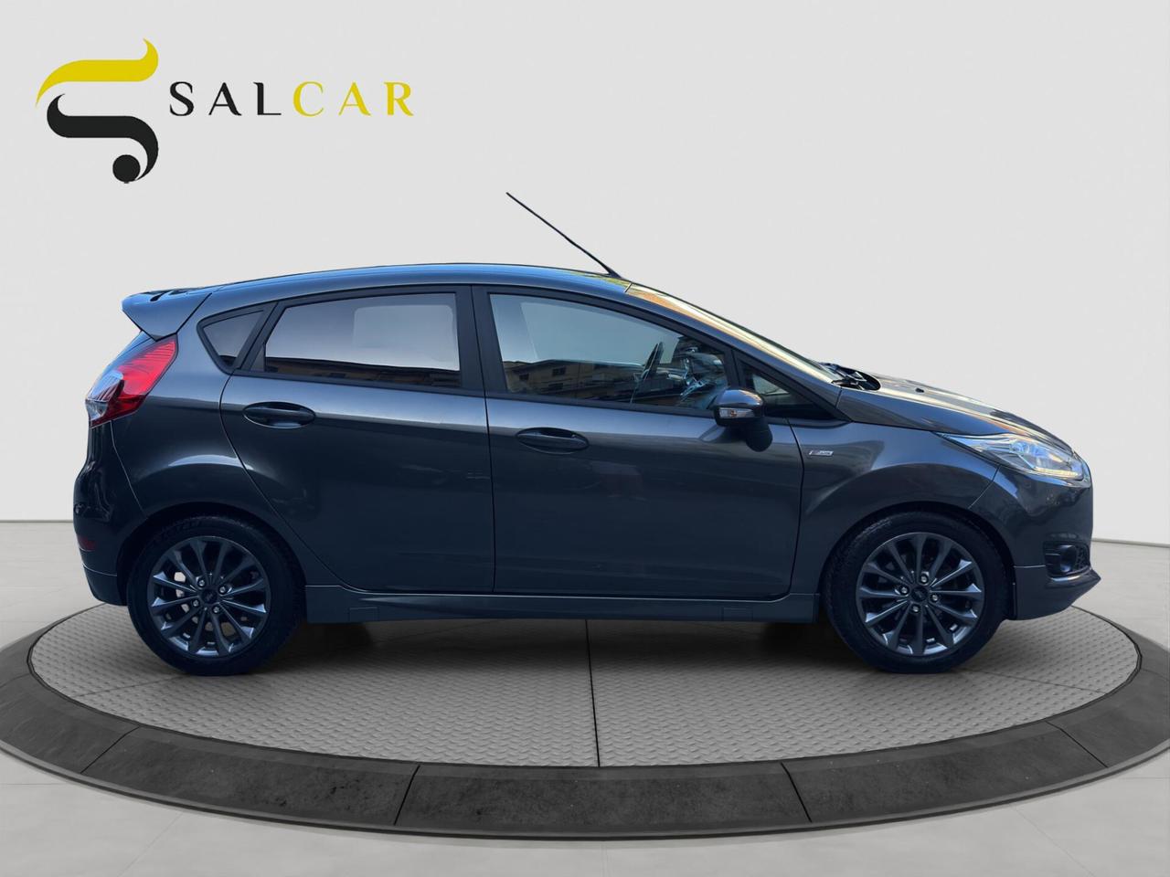 Ford Fiesta 1.5 tdci 75cv ST-line 2017