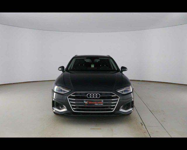 AUDI A4 Avant 40 TDI S tronic Business Advanced