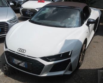 Audi R8 Spyder V10 RWD S tronic