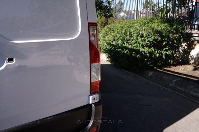 RENAULT Master T28 2.3 dCi 135 PC-TM Furgone Ice