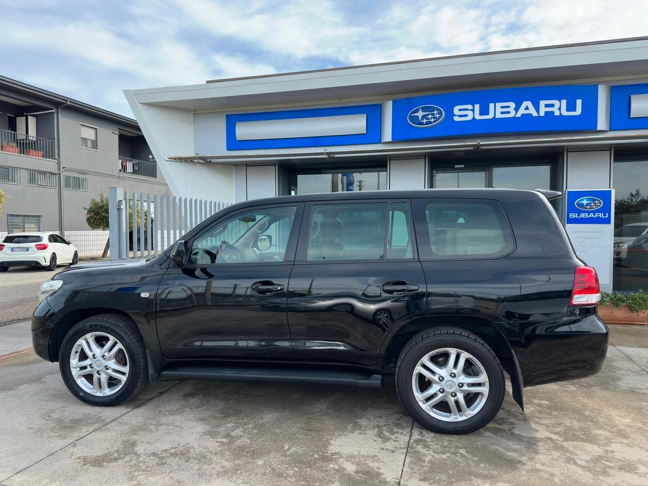 Toyota Land Cruiser V8 4.5 D4-D 7 posti