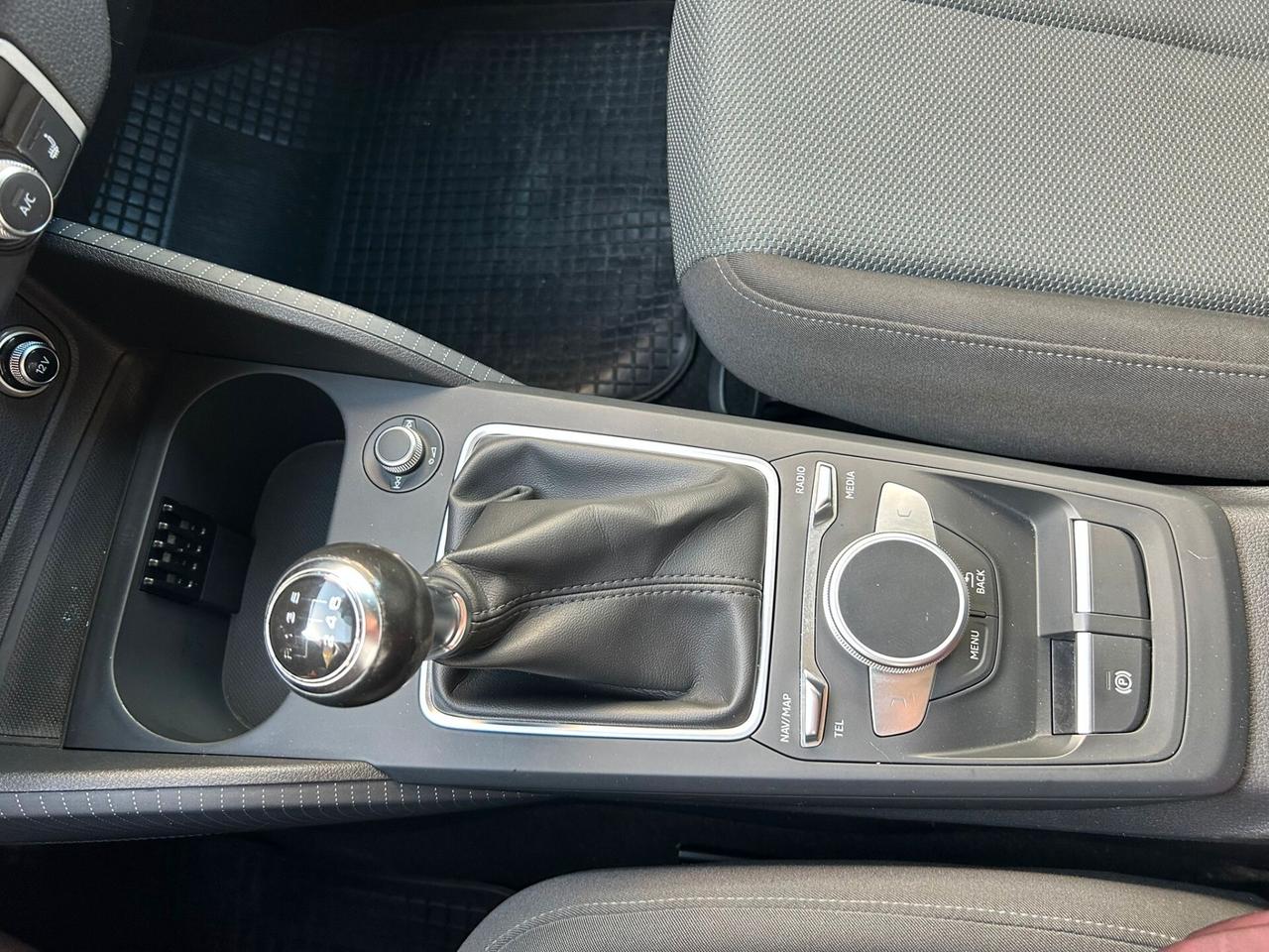 Audi Q2 30 TFSI Admired