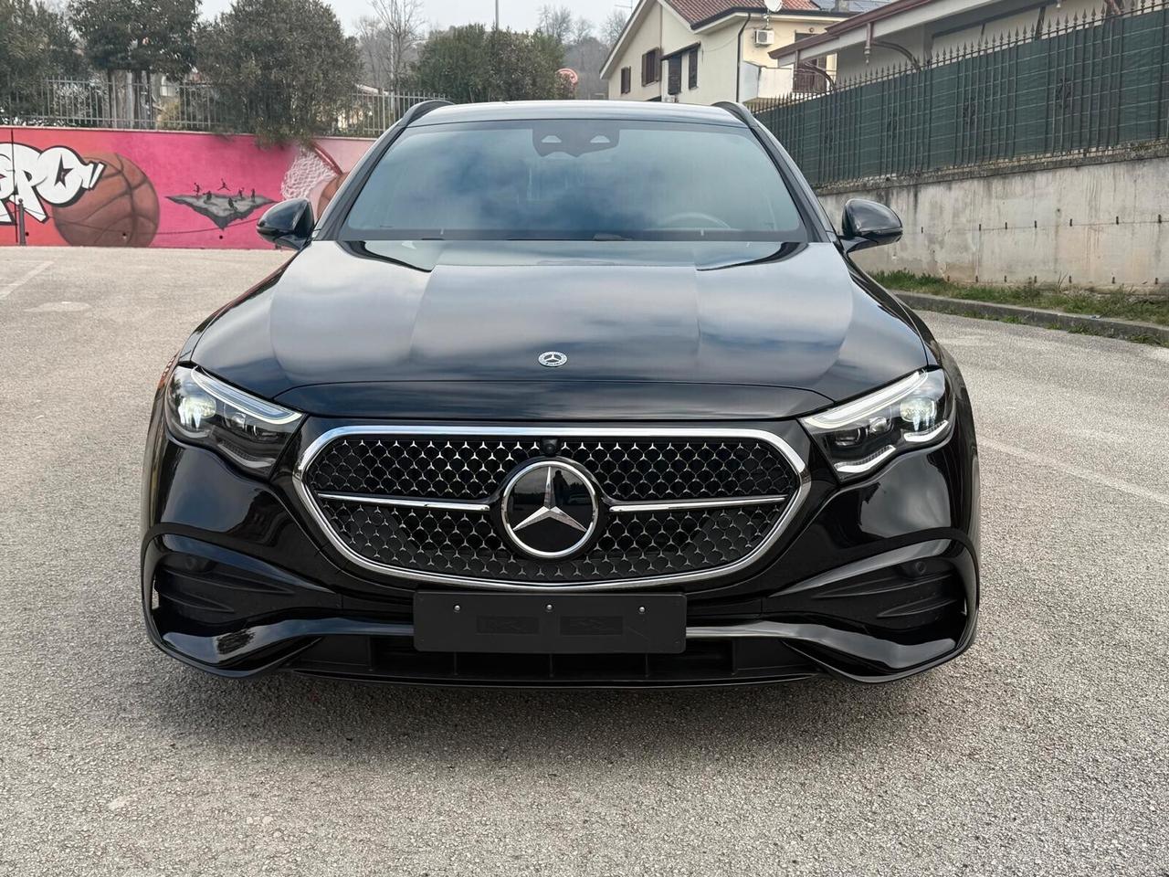 Mercedes-benz E 220 D/ MILD HYBRID/4MATIC/S.WAMG LINE/PREMIUM/CERCHI 19 AMG/IMPIANTO BURMUSTER/PACCHETTO LUCI !!