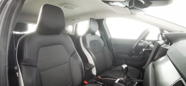 RENAULT Captur TCe 100 CV Intens