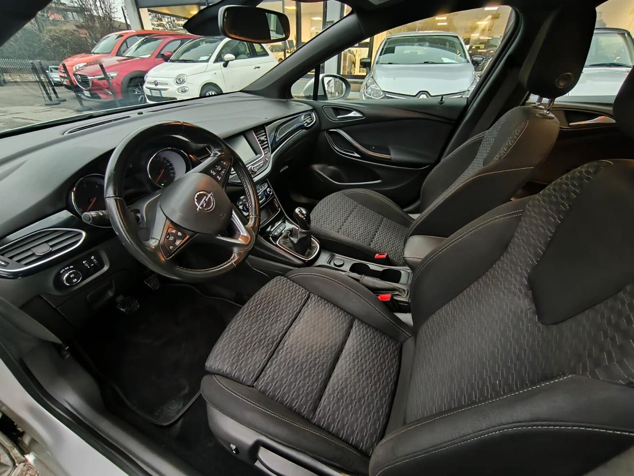 Opel Astra 1.6 CDTi 136CV Start&Stop 5 porte Innovation *NEOPATENTATI*EURO6B*