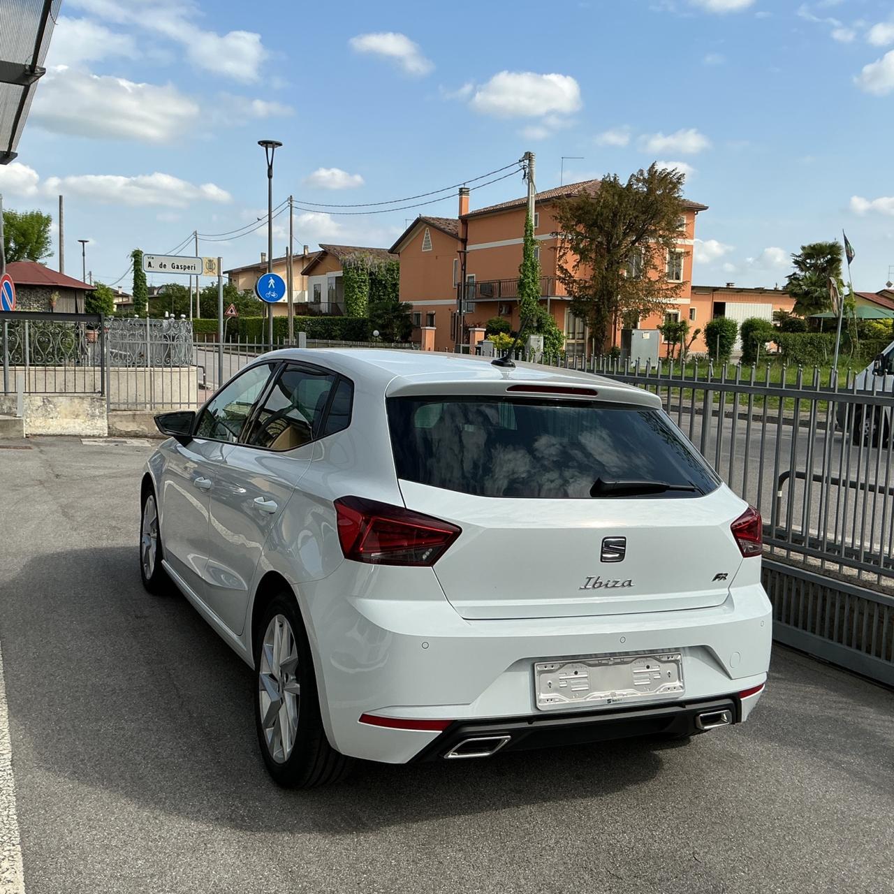 Seat Ibiza 1.0 EcoTSI 115 CV DSG 5 porte FR - KM 17.000
