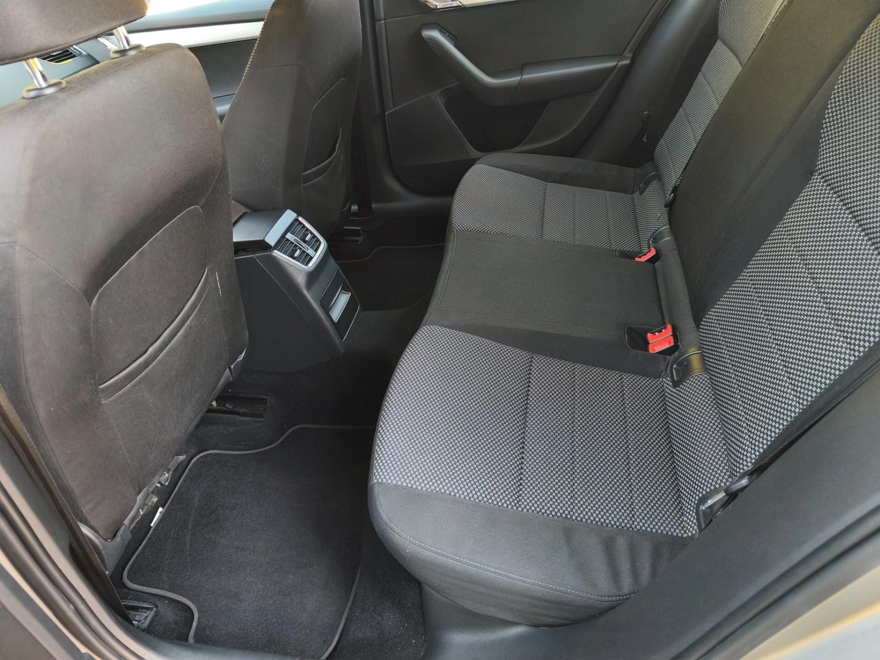 Skoda Octavia 1.6 TDI CR 105 CV Ambition