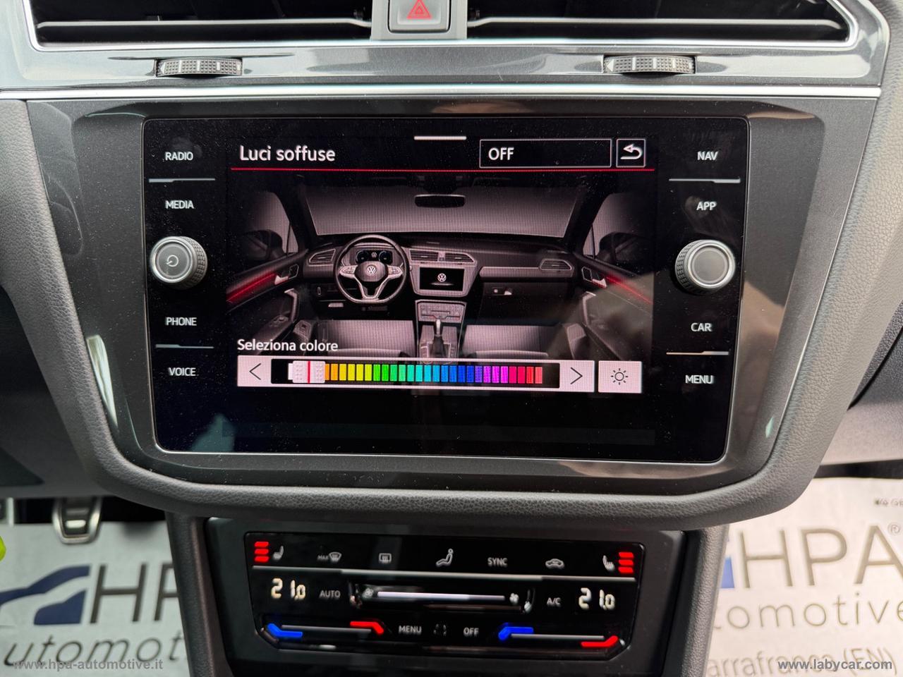 VOLKSWAGEN Tiguan 2.0TDI R-LINE FULL LED NAVI AID ACTIVE INFO DISPLAY PELLE RETROCAMERA