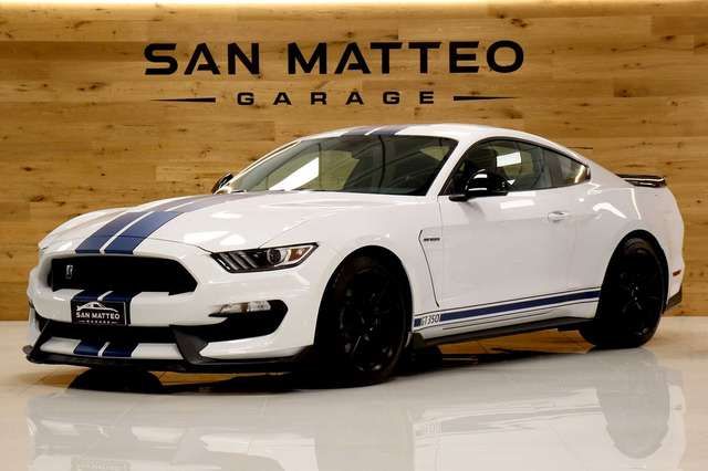 Ford Mustang SHELBY GT 350