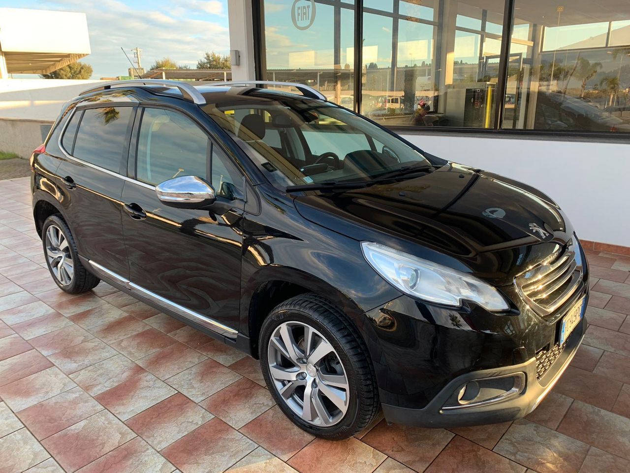 PEUGEOT 2008 BlueHDi 120 S&amp;S Black Matt Limited Edit.