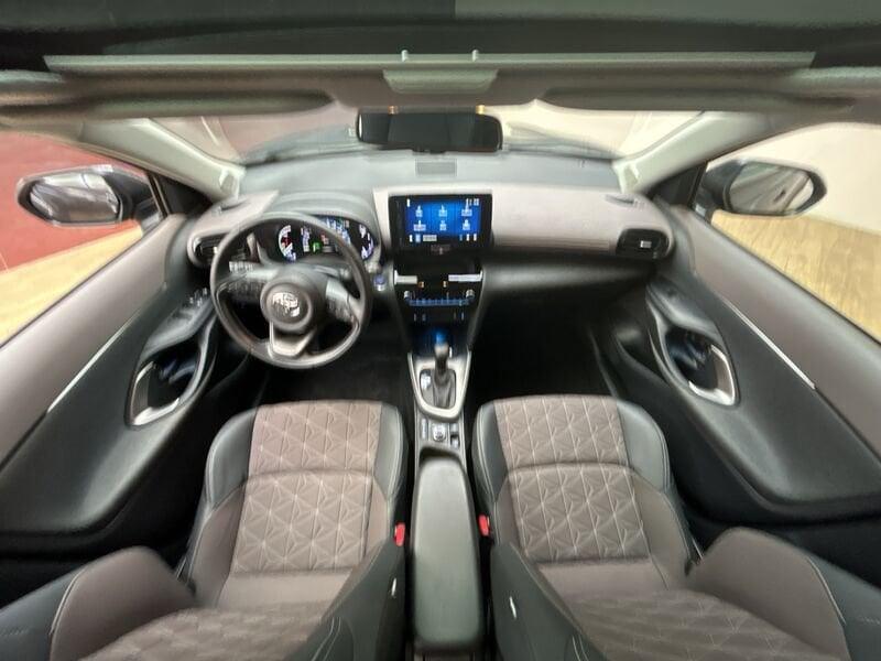 Toyota Yaris Cross 1.5h Lounge awd-i 116cv e-cvt