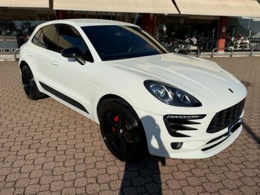 PORSCHE MACAN 2.0 BENZINA