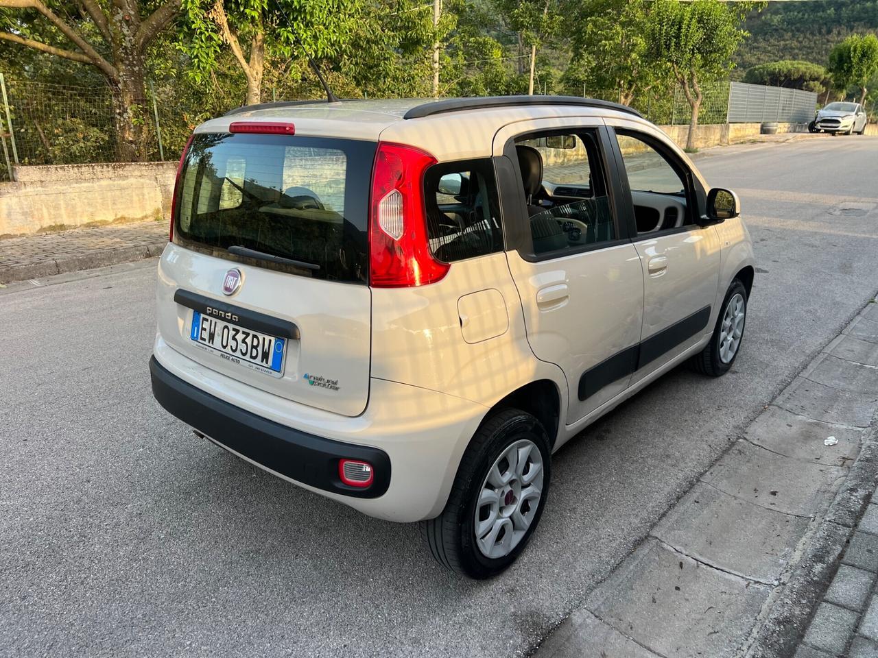 Fiat Panda 0.9 TwinAir Turbo Natural Power Lounge