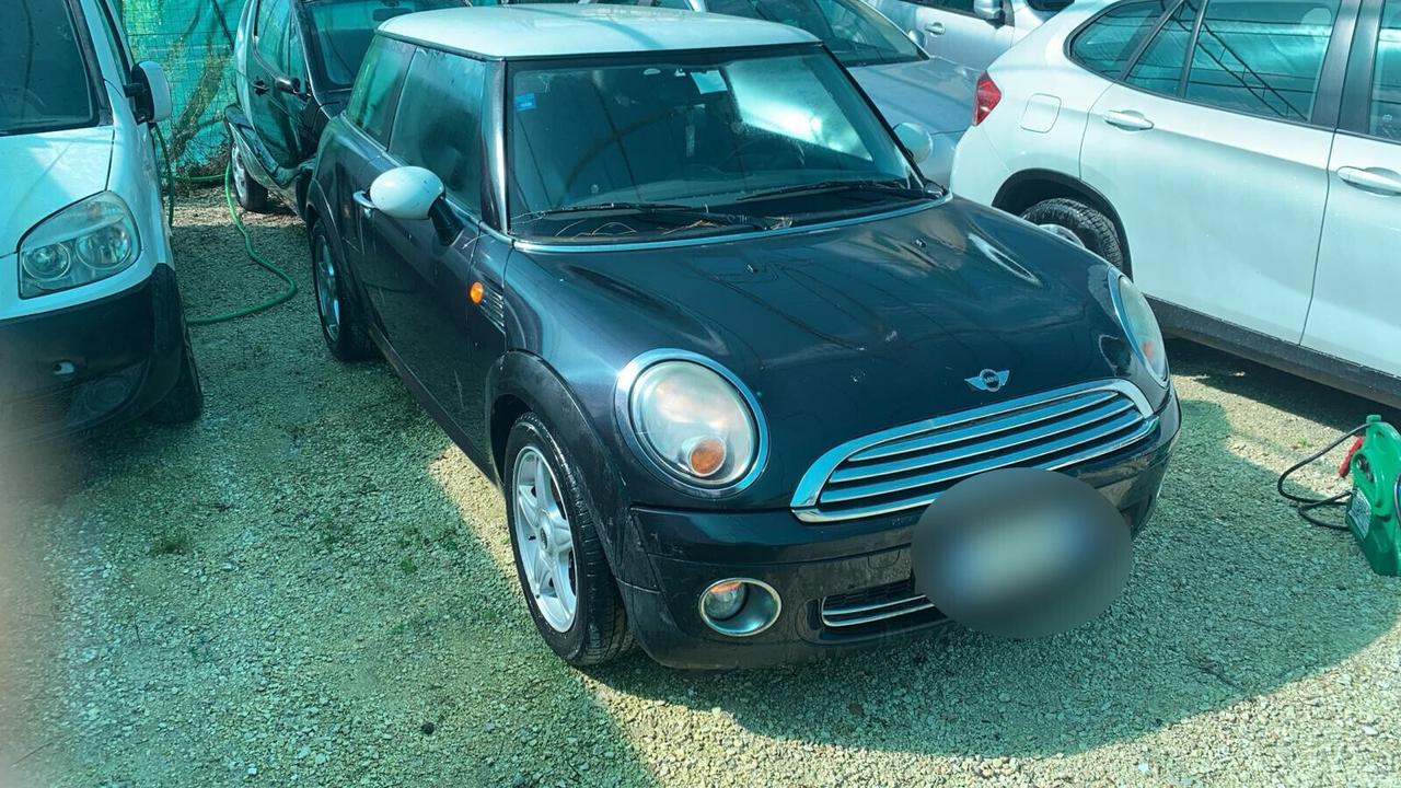 Mini Mini 1.6 ONE BENZINA 2006 USATO PER COMMERCIANTI