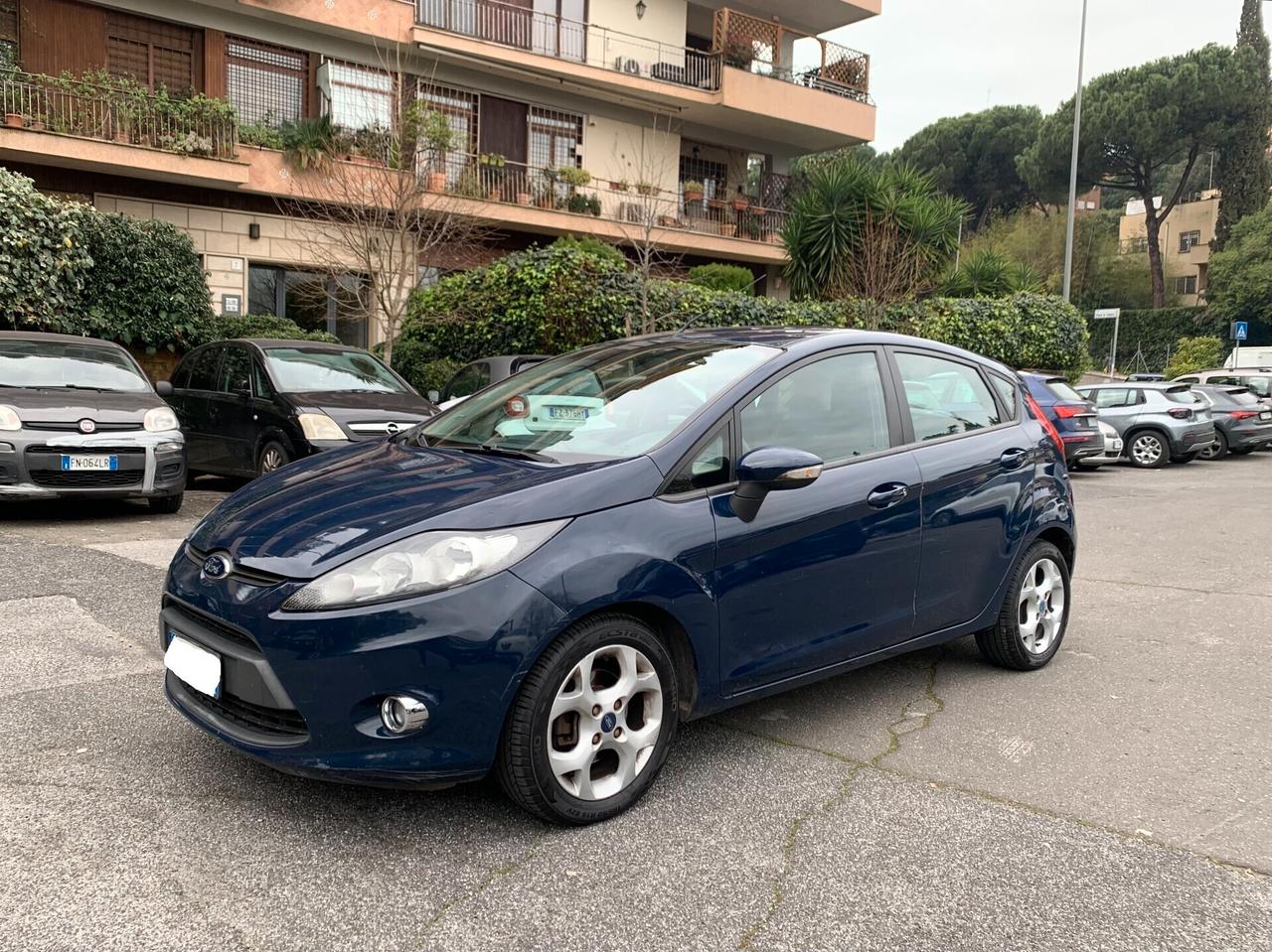 Ford Fiesta 1.4 5P TITANIUM BENZINA-GPL KM93700