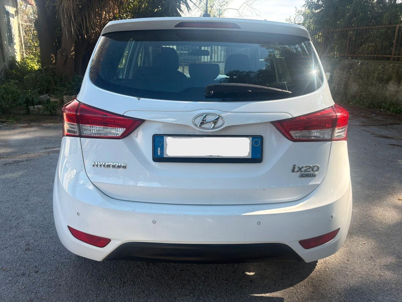 HYUNDAI IX20 1.4 CRDI Comfort - 2012