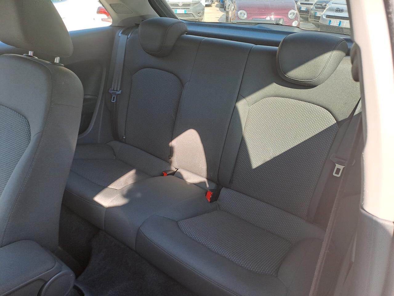 Audi A1 1.4 TDI S LINE