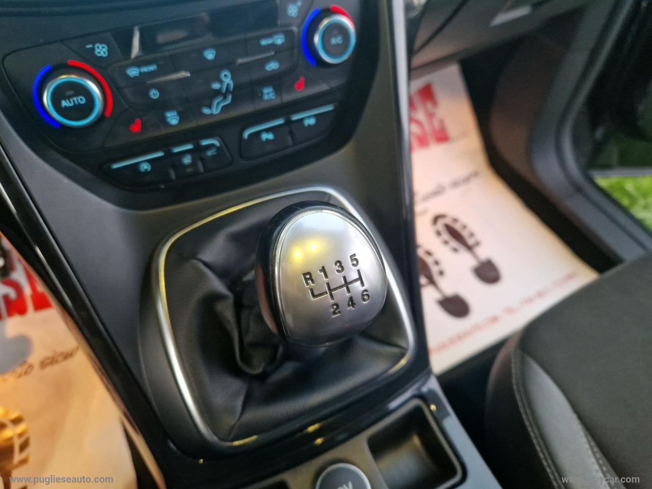 FORD Kuga 1.5 TDCI 120 CV S&S 2WD ST-Line