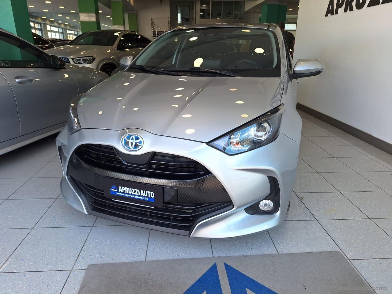 TOYOTA Yaris 1.5 Hybrid 5p. Business