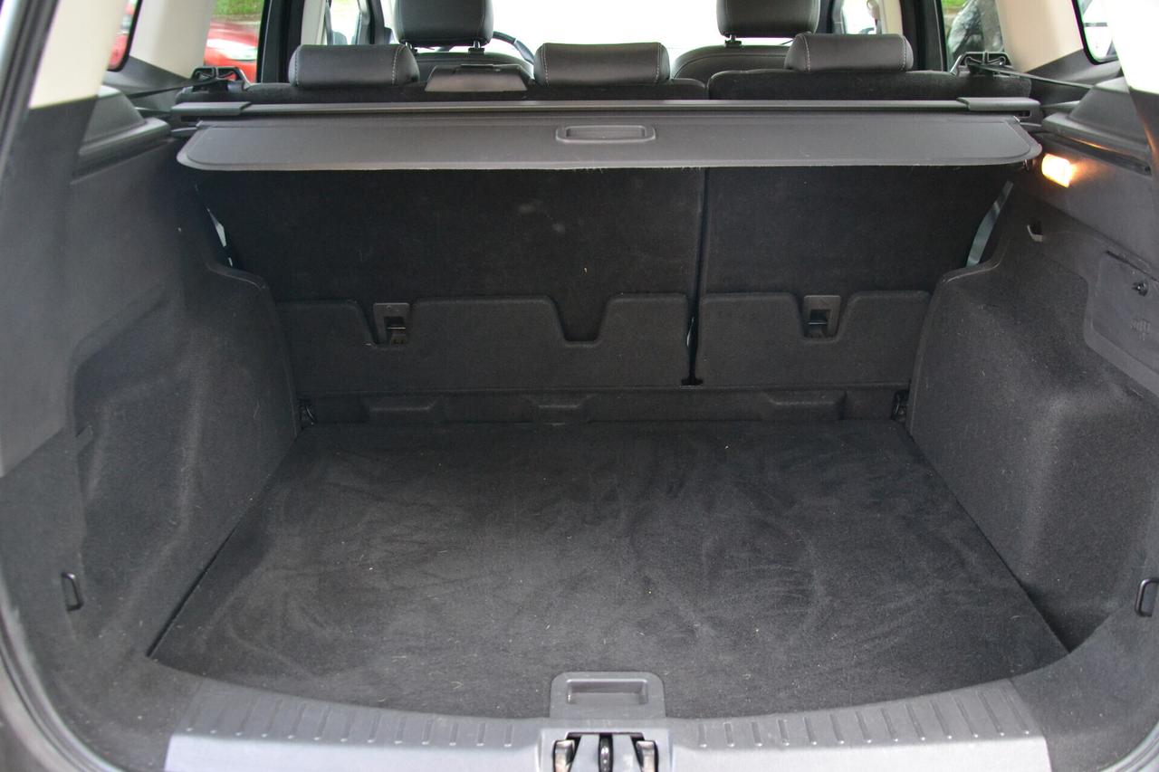 Ford Kuga 1.5 TDCi 120CV TITANIUM NAV+TEL+PDC+PRIVACY+CERCHI