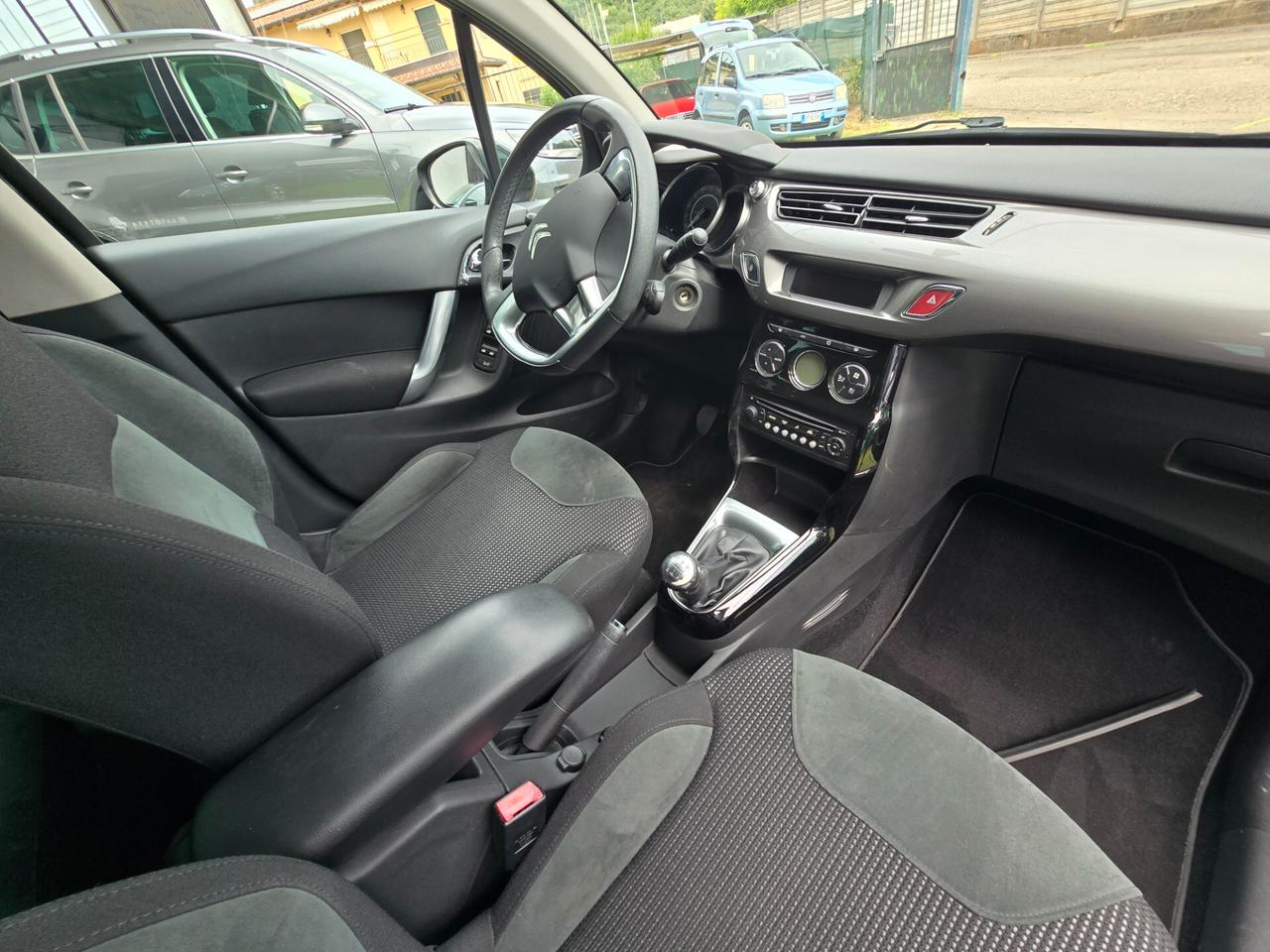 Citroen C3 1.4 VTi 95 Exclusive 127000km -2010