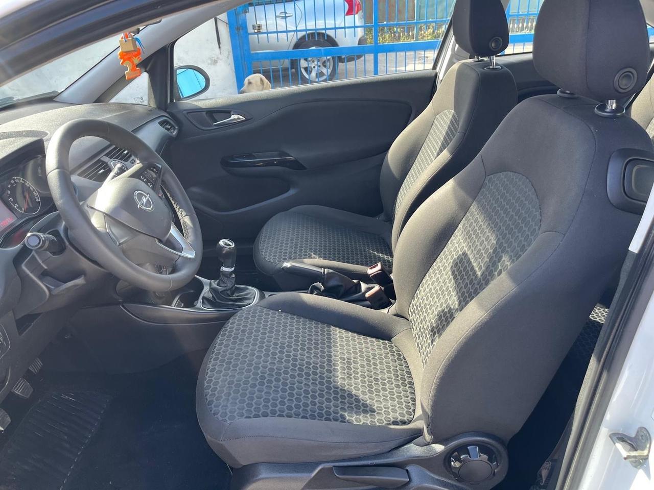 Opel corsa 3P-5 serie - 1.4 gpl 1 full-01/2018
