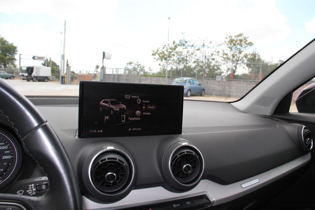 Audi Q2 35 TDI quattro S tronic Business