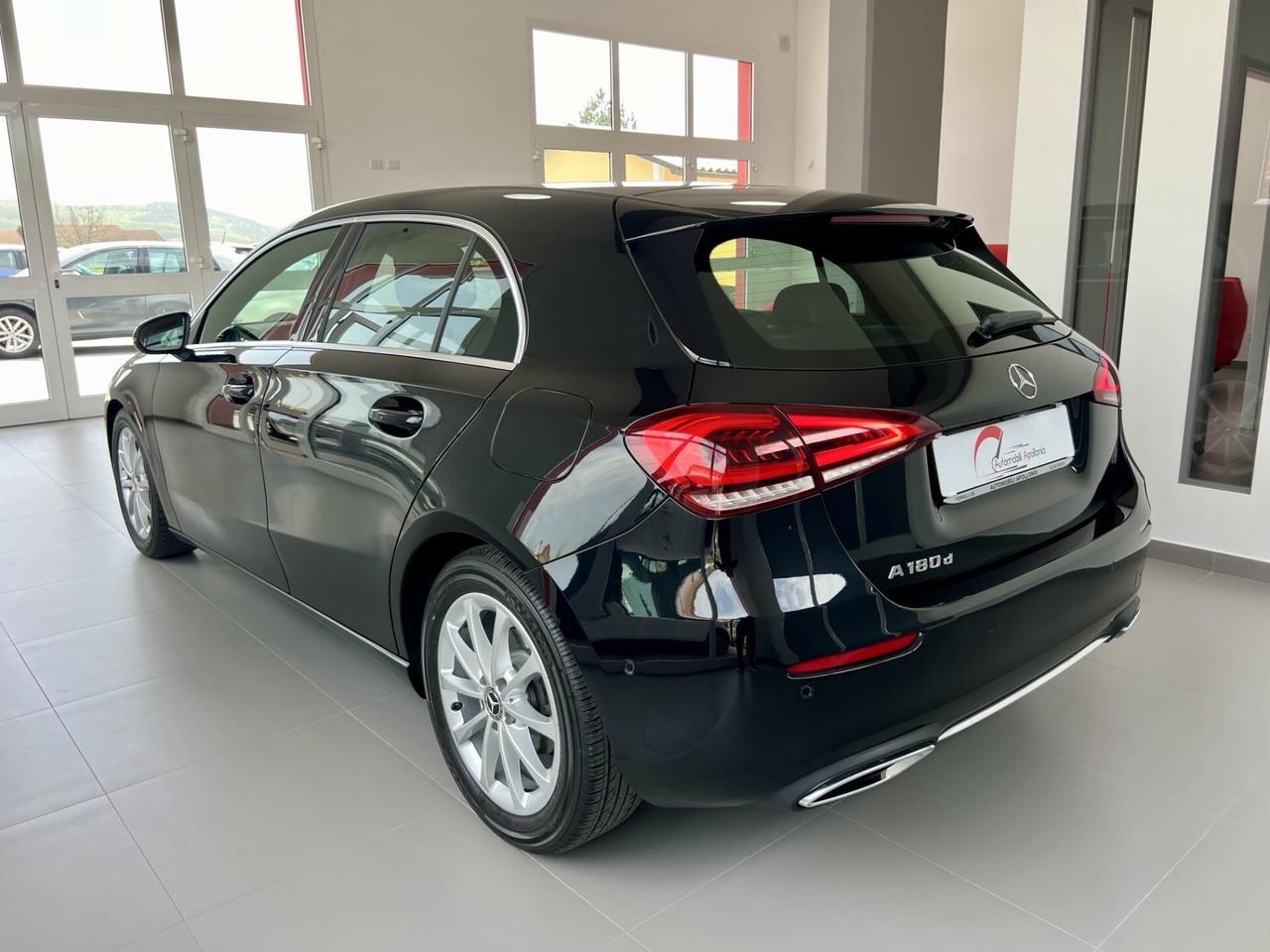MERCEDES-BENZ A 180 d Aut. Business Extra - 2020