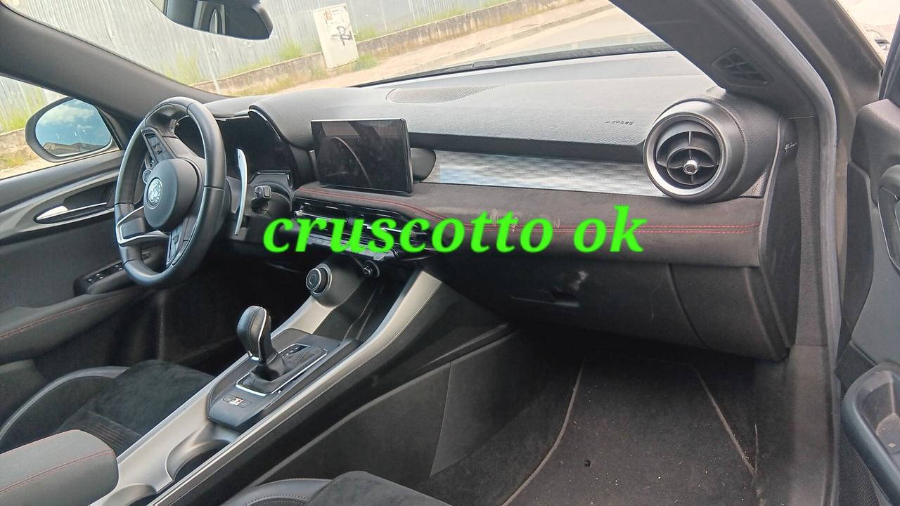 Alfa Romeo Tonale 1.3 280 CV PHEV AT6 Q4 Veloce incidentata sinistrata mondialcars