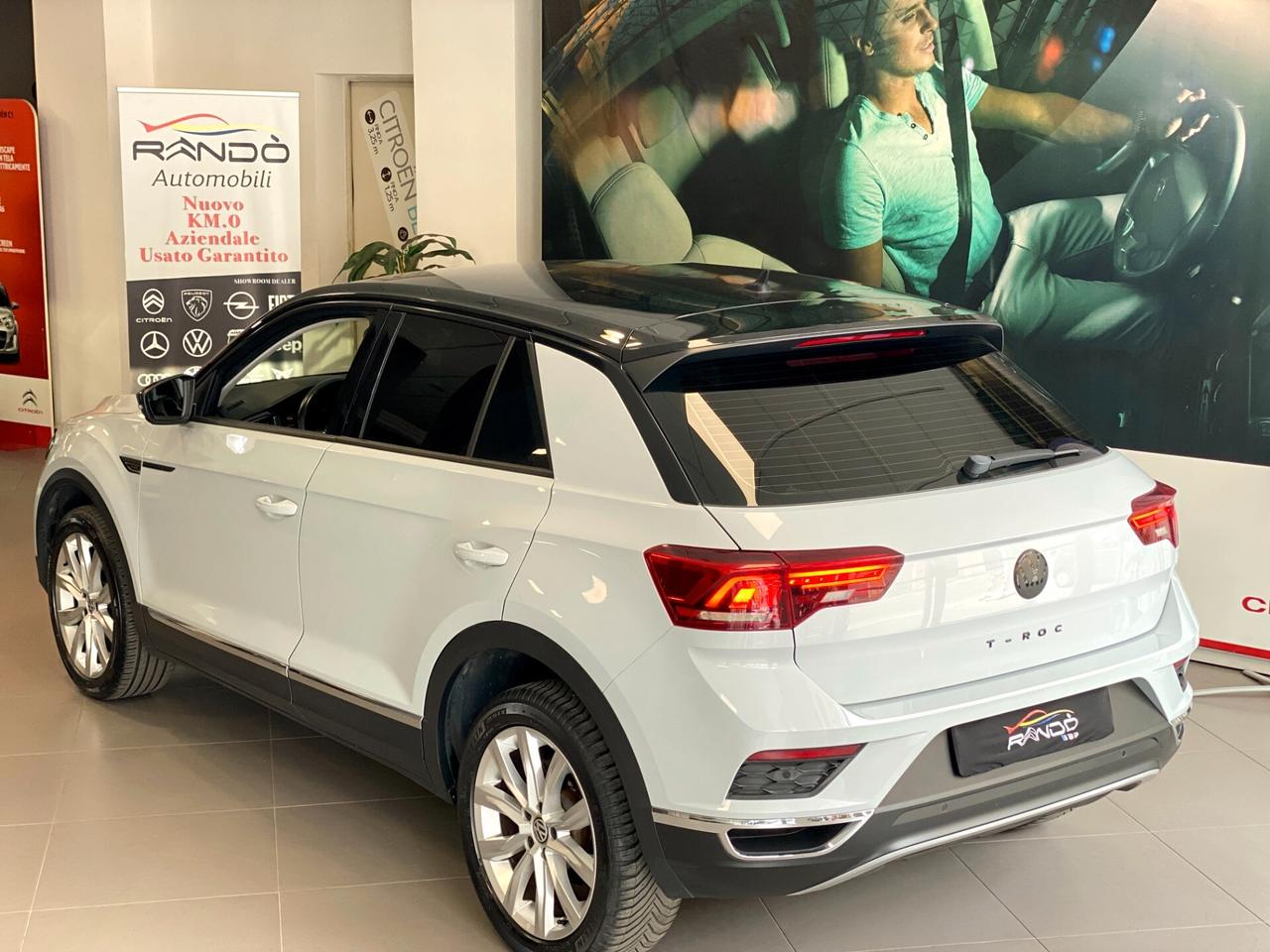 Volkswagen T-Roc 1.6 TDI 116CV Advanced 18” LED Navi Camera
