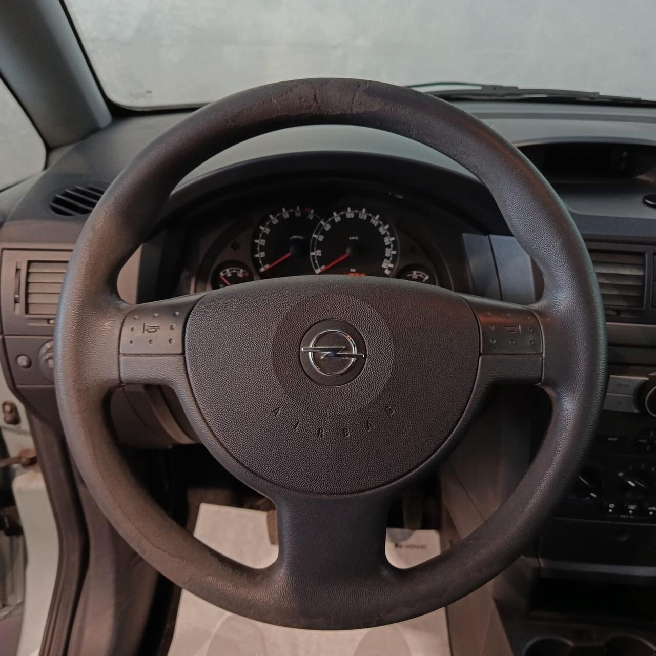 Opel Meriva 1.4 BENZINA NEOPATENTATI