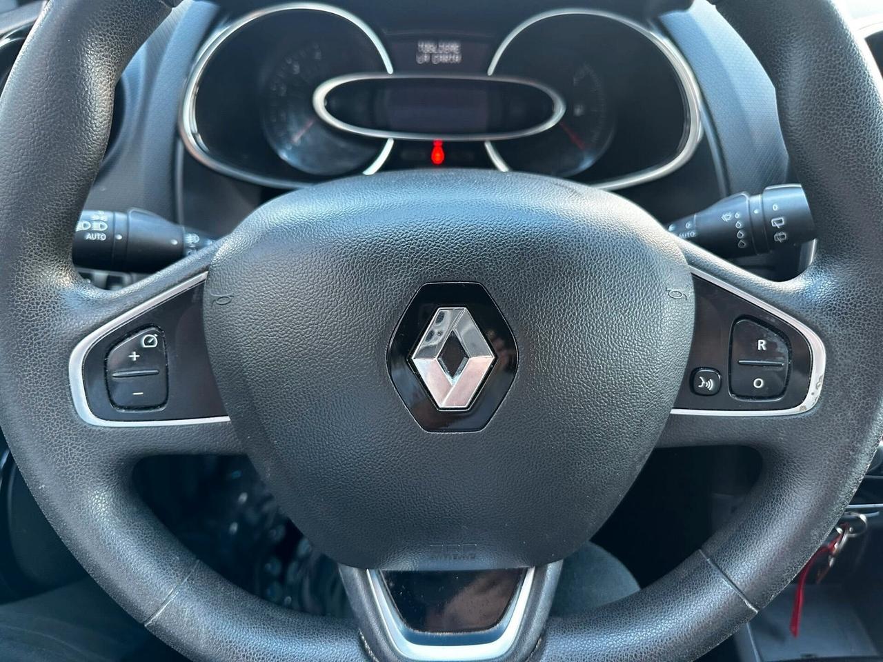 Renault Clio dCi 8V 90CV Start&Stop 5 porte Energy Intens NEOPATENTATI