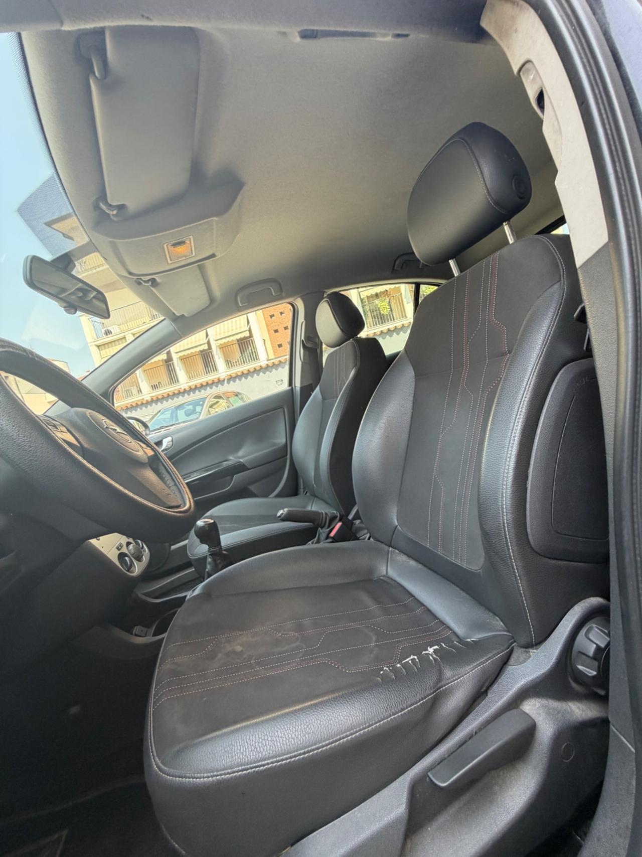 Opel Corsa 1.2 85CV 5 porte GPL-TECH Club