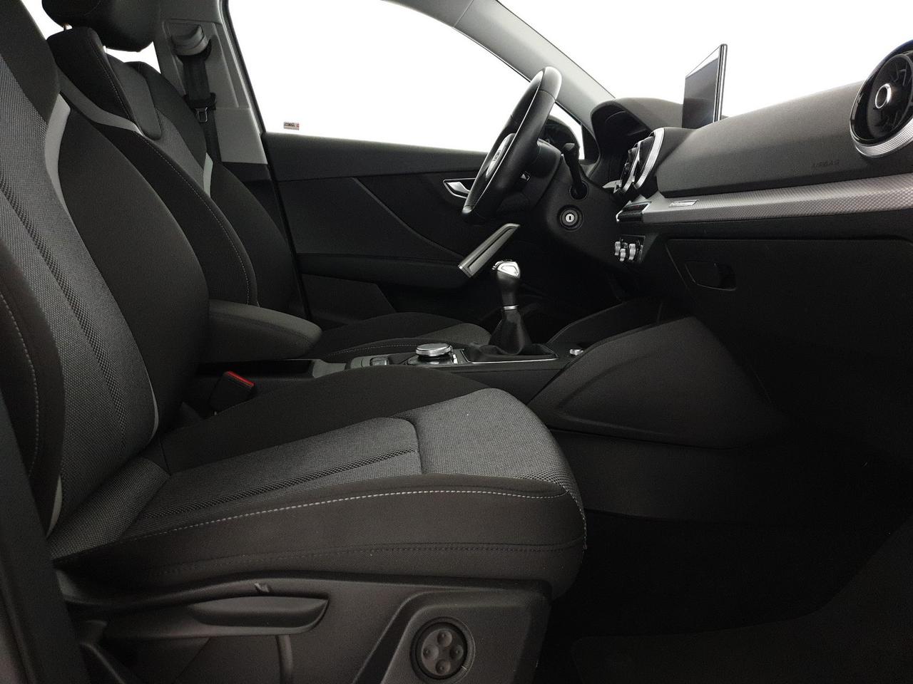 30TDI 116CV Identity Black